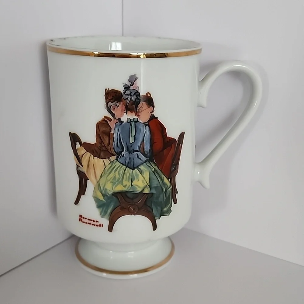 Norman Rockwell Elegant White Porcelain Mug with Vintage Design Set 7